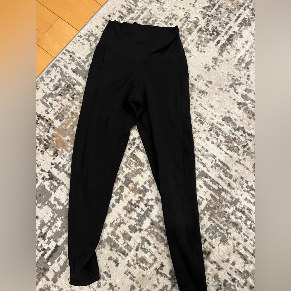Black leggings